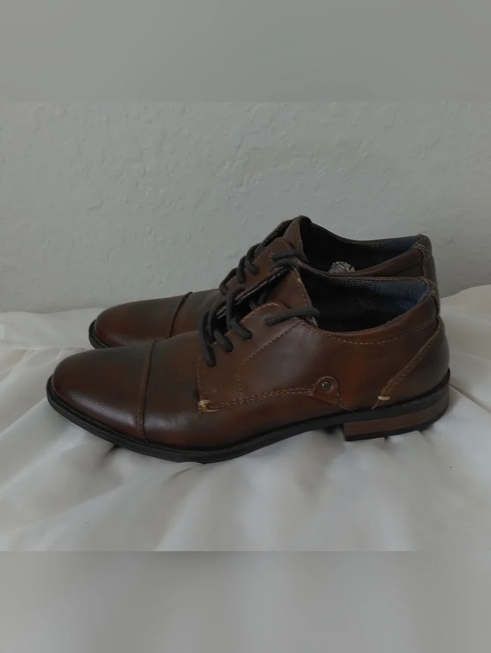 London Underground Boys' Brown Lace-Up Dress Shoes - Polished Formal Style